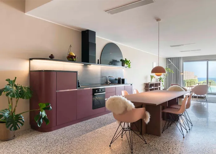 Gozo Harbour Views, Heights