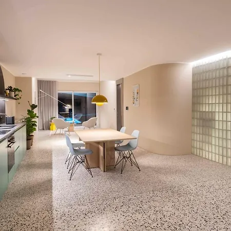 Gozo Harbour Views, Heights