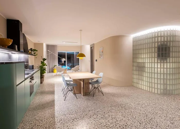 Gozo Harbour Views, Heights